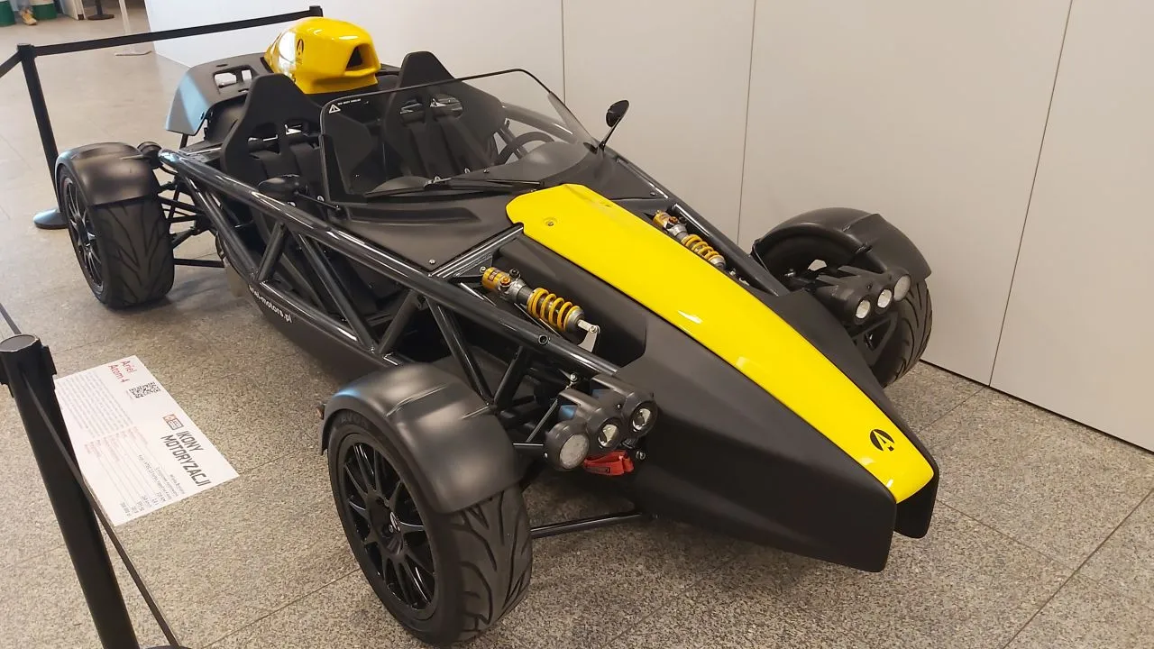 Ariel Atom 4